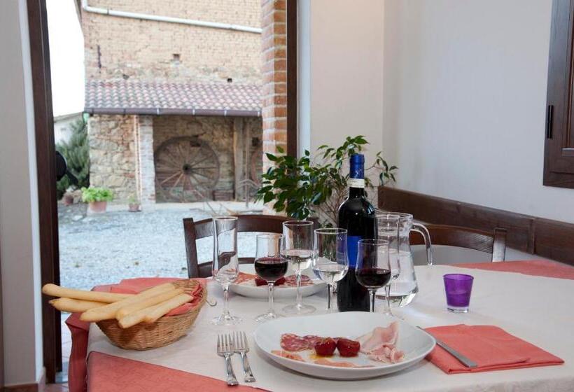 فندق Agriturismo Il Vecchio Portico