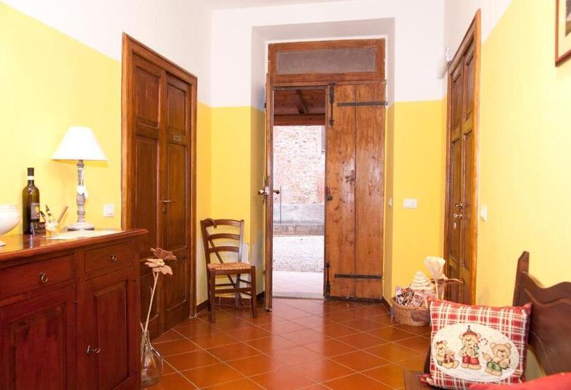 فندق Agriturismo Il Vecchio Portico