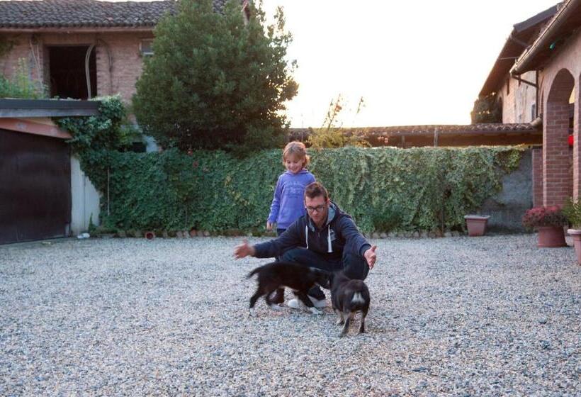 فندق Agriturismo Il Vecchio Portico