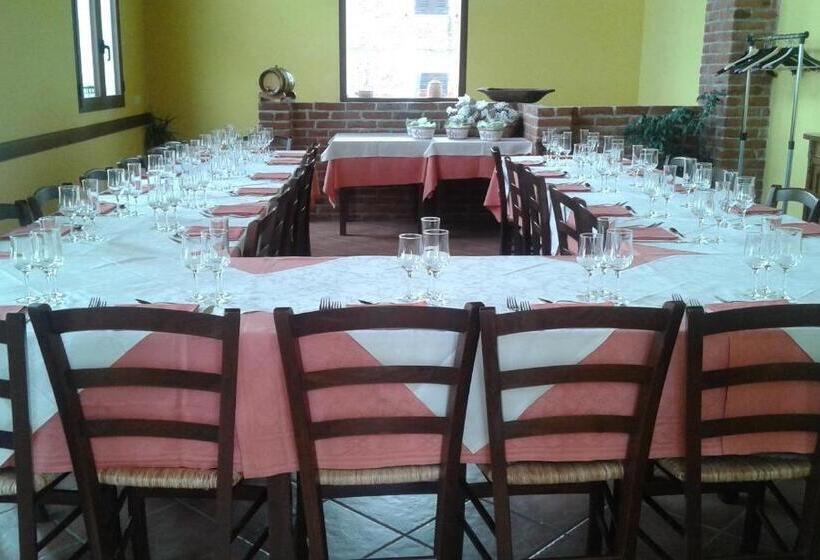 فندق Agriturismo Il Vecchio Portico