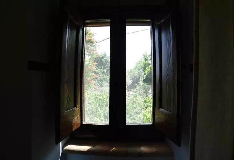 ホテル Agriturismo  La Valle Degli Ulivi