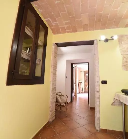 ホテル Agriturismo  La Valle Degli Ulivi