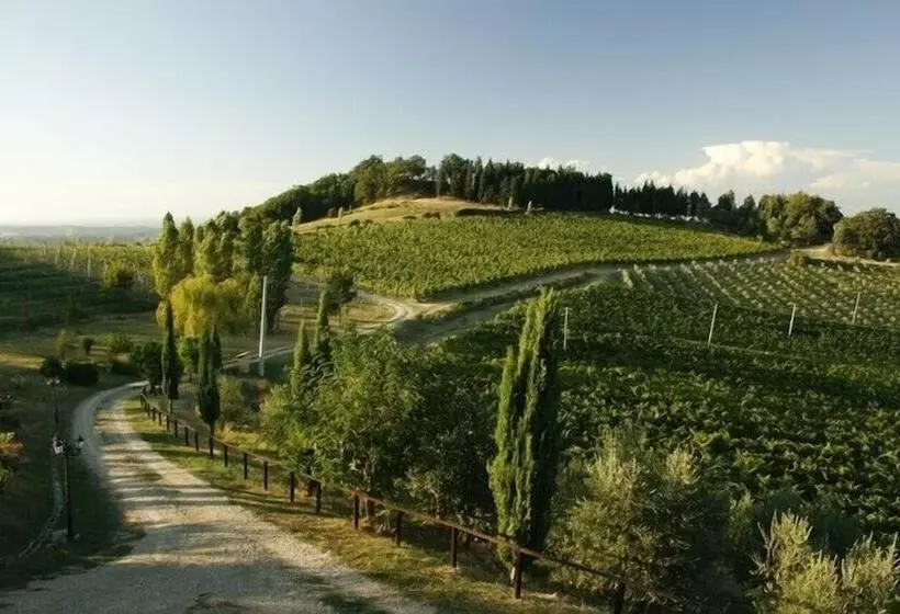Hotelli Agriturismo Monte Valbelle