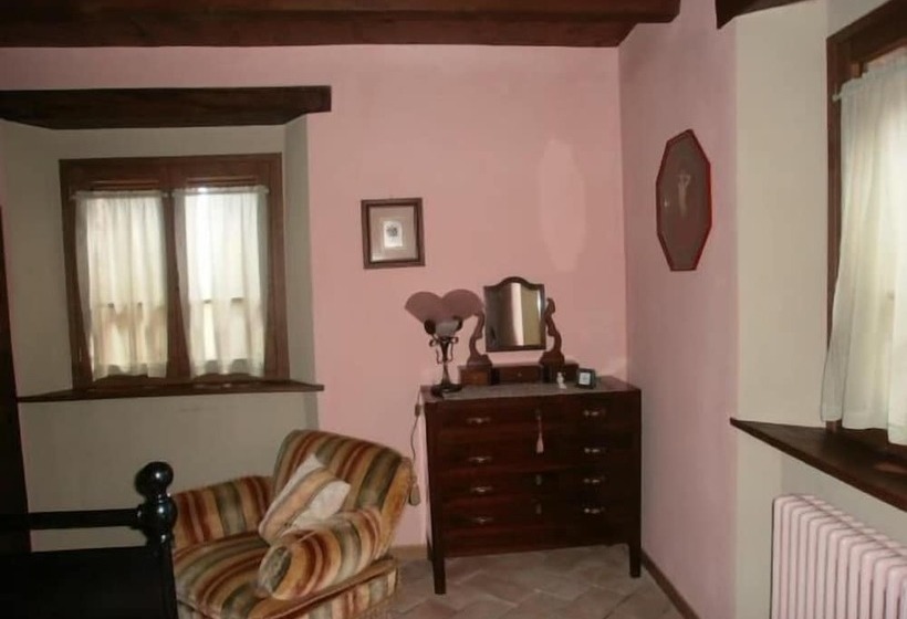 בית מלון כפרי Agriturismo Monte Valbelle