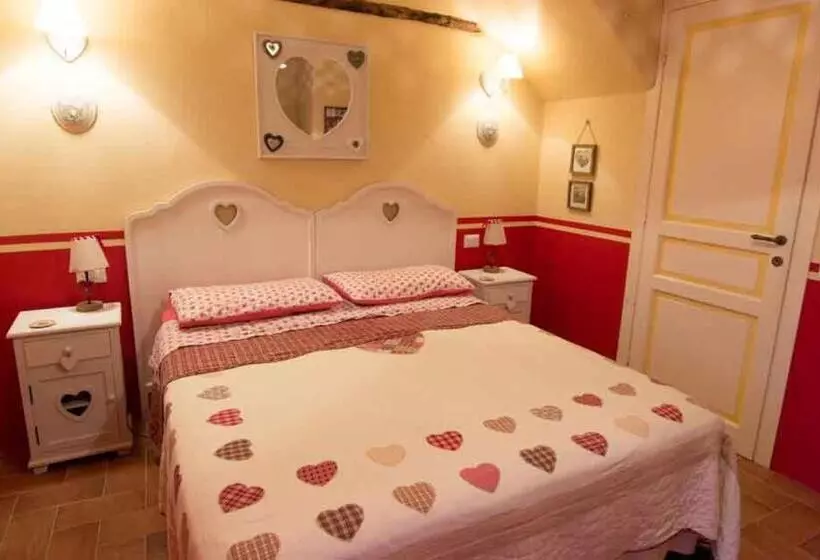 ホテル Agriturismo Poggio Alle Serre