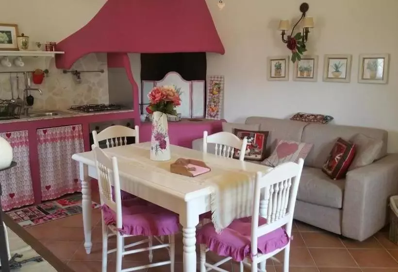 ホテル Agriturismo Poggio Alle Serre