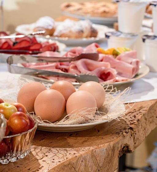 פנסיון Villa Curte Nicia