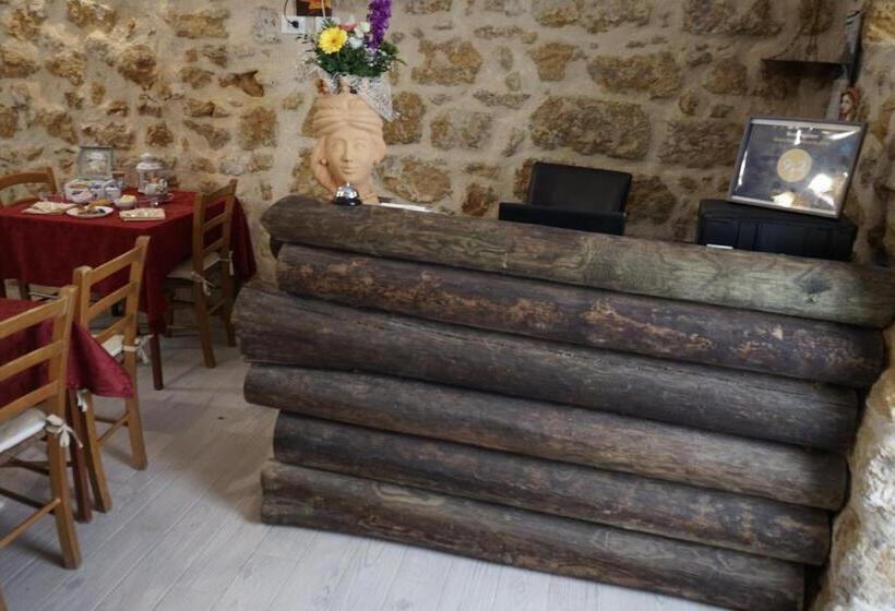 تختخواب و صبحانه Alfa Quadro