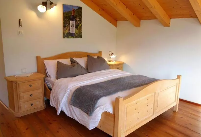 ホテル Agriturismo Maso Besleri