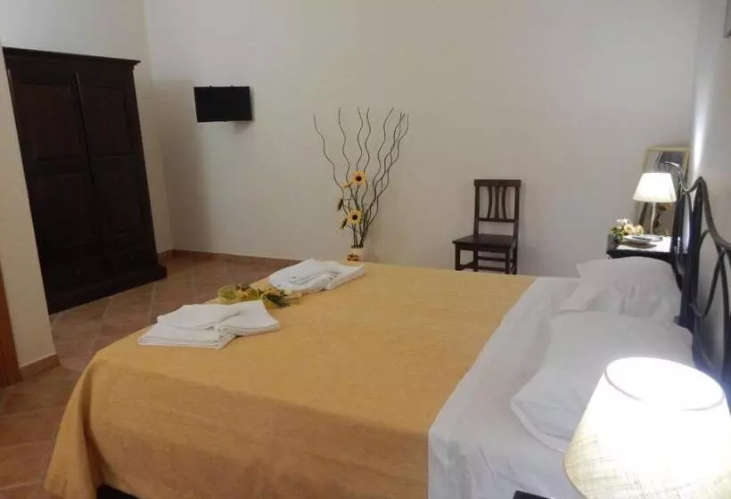 ホテル Agriturismo Monte Degli Angeli