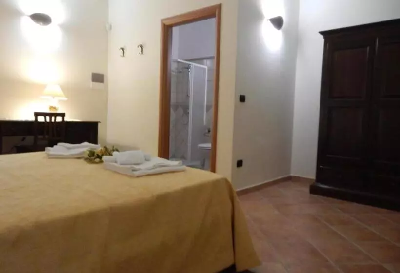 ホテル Agriturismo Monte Degli Angeli