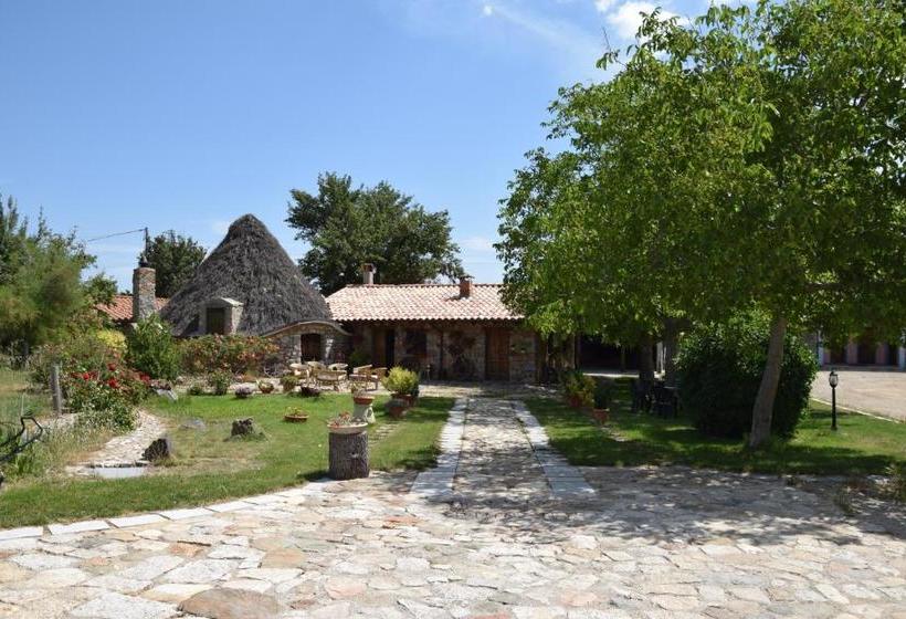 Отель Agriturismo Su Pinnettu
