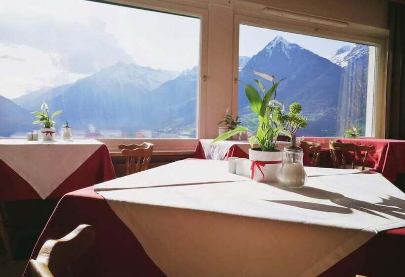 Schenna Garni Eden Bed & Breakfast