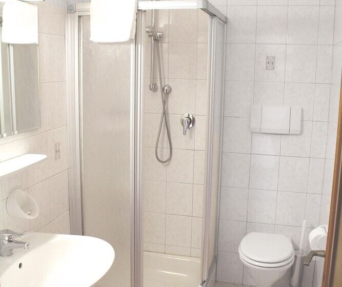 Schenna Garni Eden Bed & Breakfast