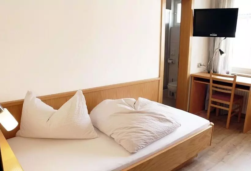 Schenna Garni Eden Bed & Breakfast