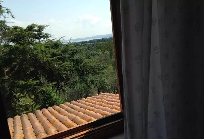 Hotelli Agriturismo Renaccio