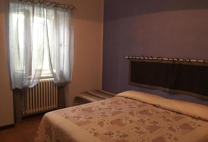 בית מלון כפרי Agriturismo Renaccio