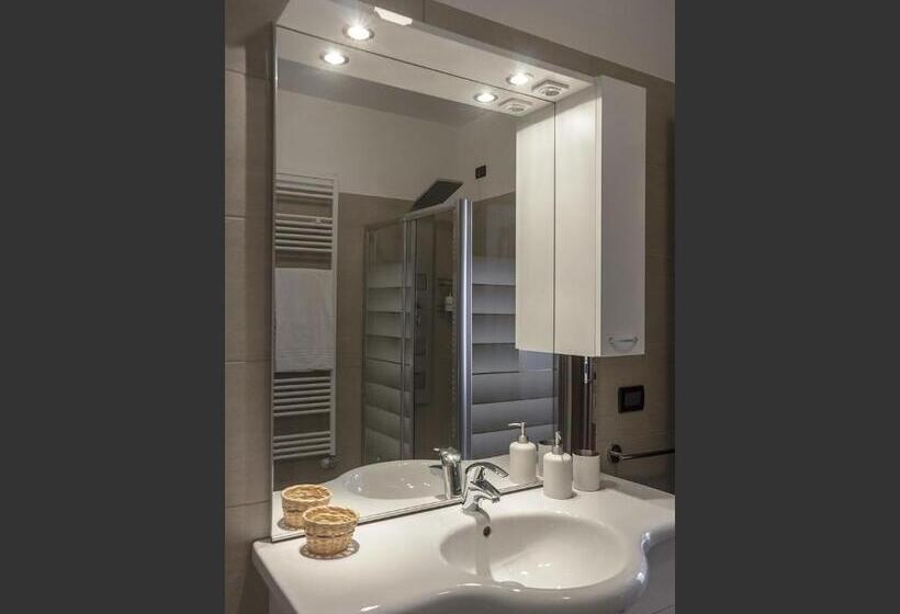 بنسيون Antica Corte