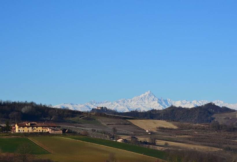 Residence La Quiete   5 Mins By Car From City Center 10 Mins From Langhe & Roero