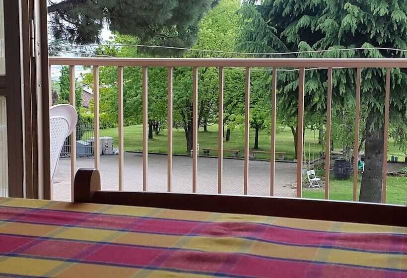 Residence La Quiete   5 Mins By Car From City Center 10 Mins From Langhe & Roero