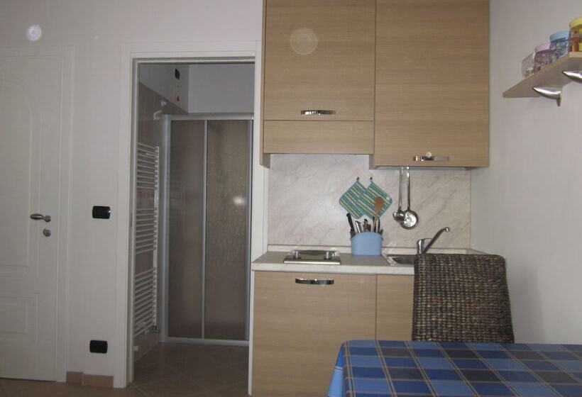 Residence La Quiete   5 Mins By Car From City Center 10 Mins From Langhe & Roero