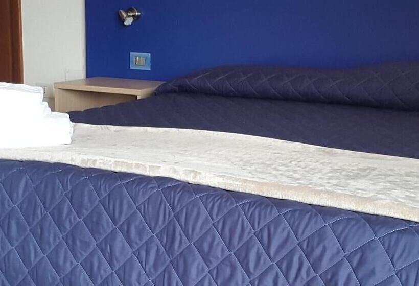 Residence La Quiete   5 Mins By Car From City Center 10 Mins From Langhe & Roero