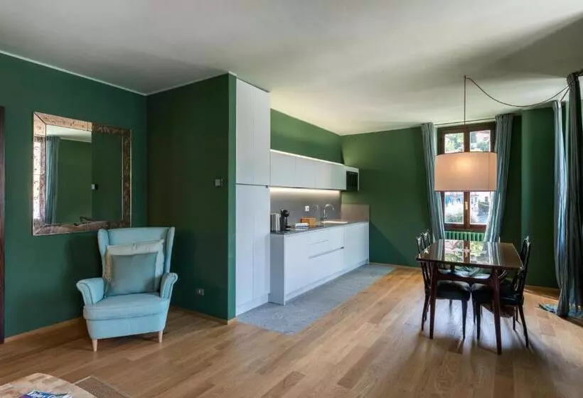 Domus Plinii 1792 Suites