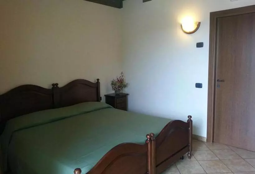 هتل Agriturismo Cascina Del Peso