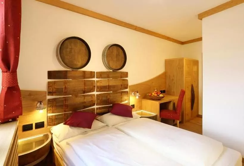 Hotelli Agriturismo Eredi Di Cobelli Aldo