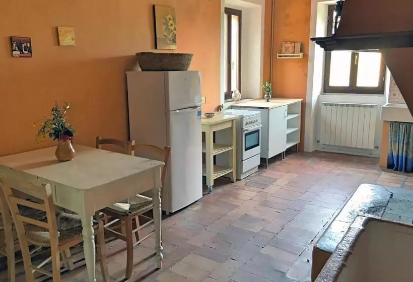 ホテル Agriturismo L'esinante