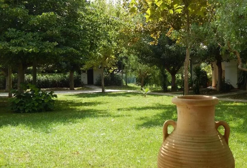 هتل Agriturismo Ricciardulli