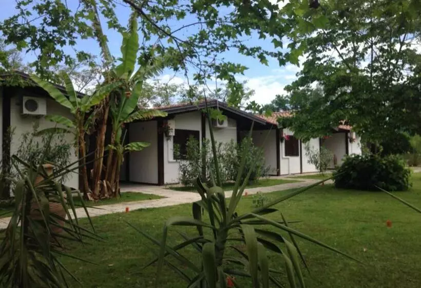 هتل Agriturismo Ricciardulli
