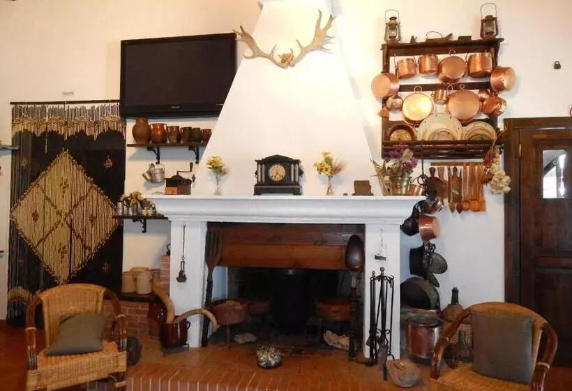 هتل Agriturismo Ricciardulli