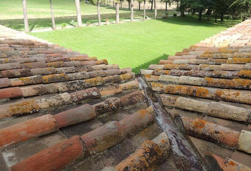 Отель Agriturismo Valle Martina