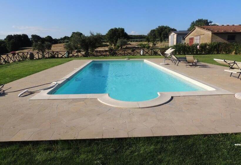 Отель Agriturismo Valle Martina