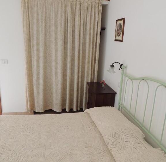 Отель Agriturismo Valle Martina