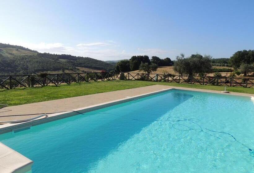 Отель Agriturismo Valle Martina