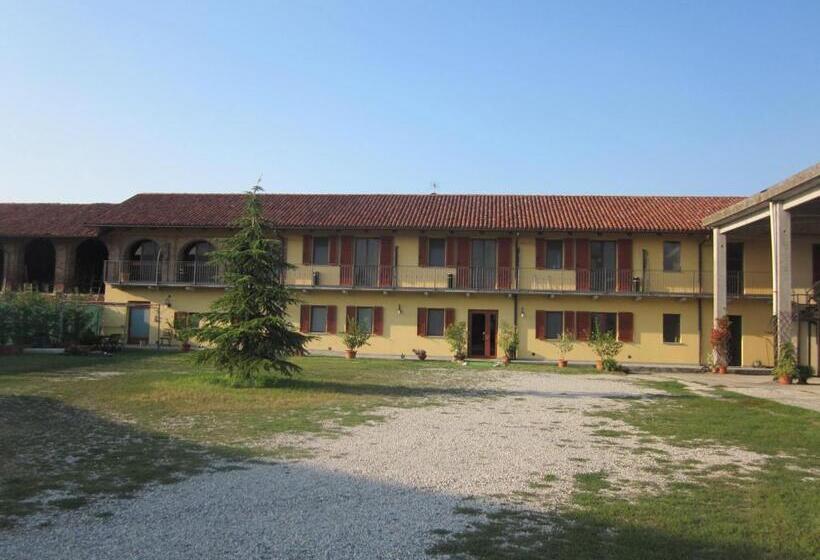 فندق Al Casale B&b