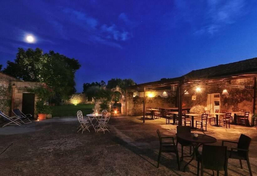 בית מלון כפרי Biomasseria Santa Lucia