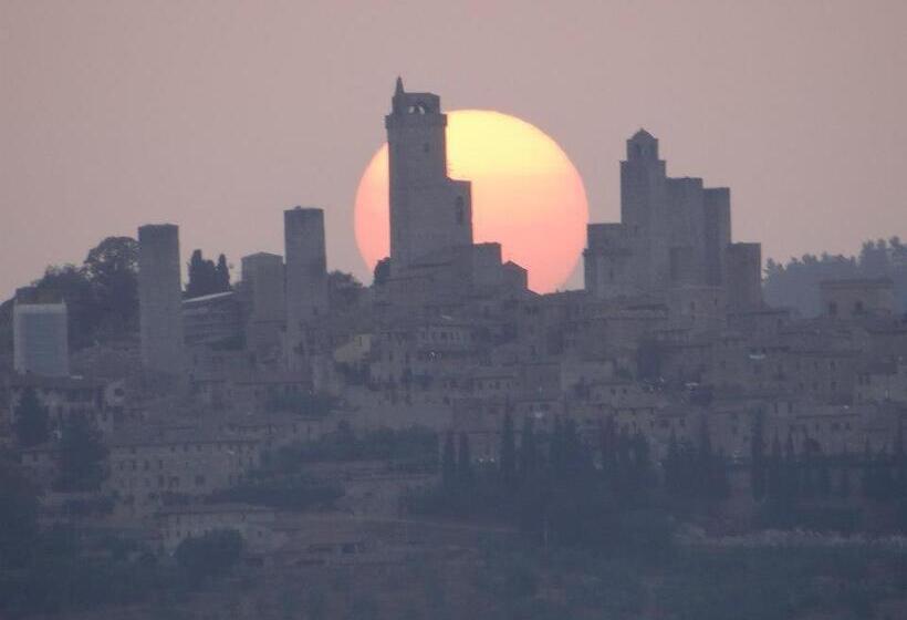 Hotel Taverna Di Bibbiano