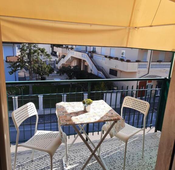 Пансион Affittacamere Mirella