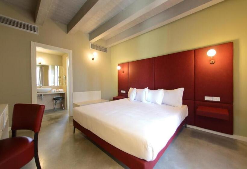 بنسيون La Boheme Chambres