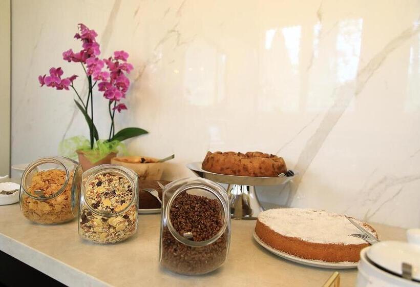 بنسيون La Boheme Chambres