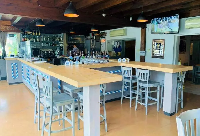 ペンション La Cantinota   Locanda De Manincor Rooms