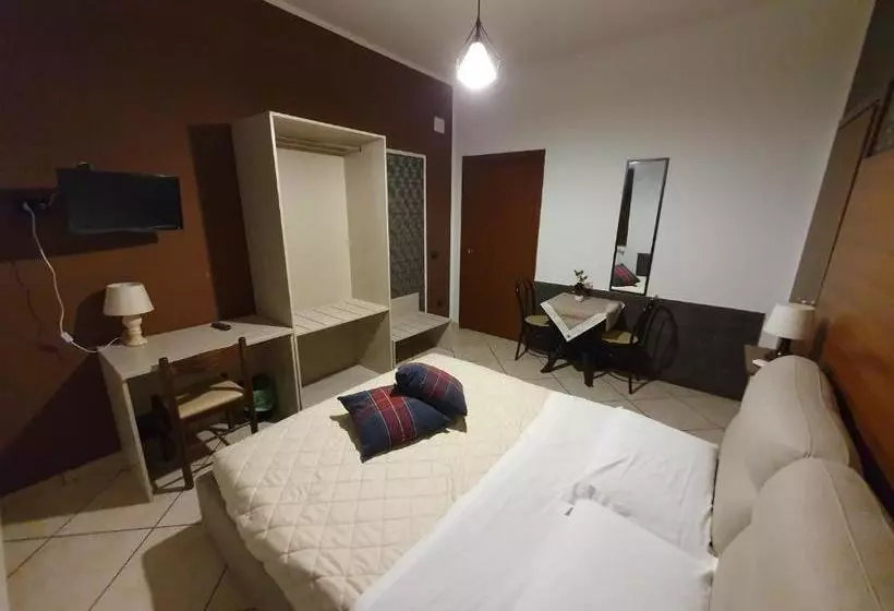 Majatalo Villa Nancy Rooms Cimitile Nola