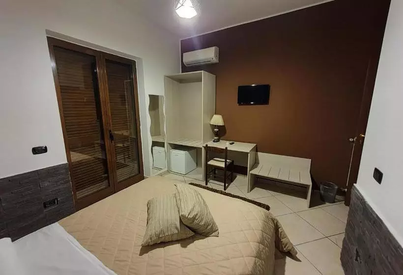 Majatalo Villa Nancy Rooms Cimitile Nola