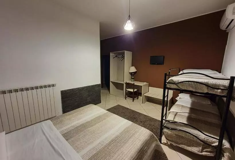 Majatalo Villa Nancy Rooms Cimitile Nola