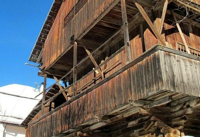 הוסטל Berggasthof Trattes