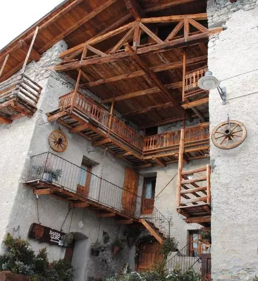 ホテル Agriturismo Barba Gust