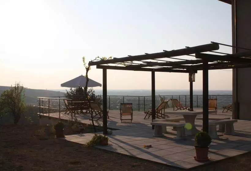 Hotelli Agriturismo Casamatilda